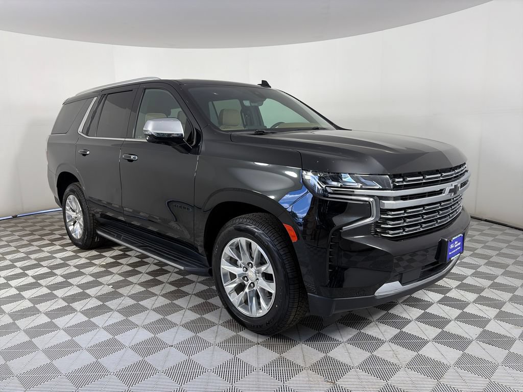 Used 2021 Chevrolet Tahoe Premier w/ Premium Package AWD/4WD image 1