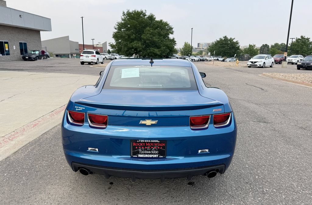 Used 2010 Chevrolet Camaro SS w/ RS Package RWD image 8