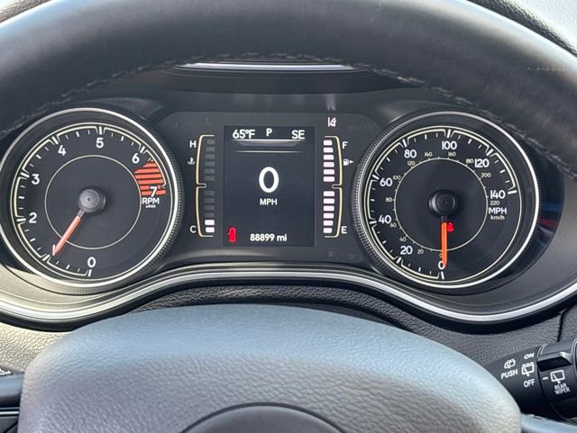 Used 2021 Jeep Cherokee Latitude Plus AWD/4WD image 11