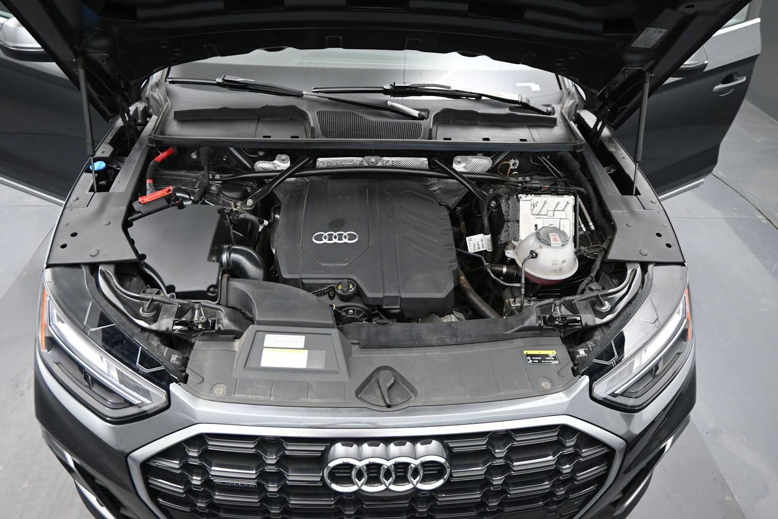 Used 2022 Audi Q5 2.0T Premium Plus w/ Premium Plus Package AWD/4WD image 22