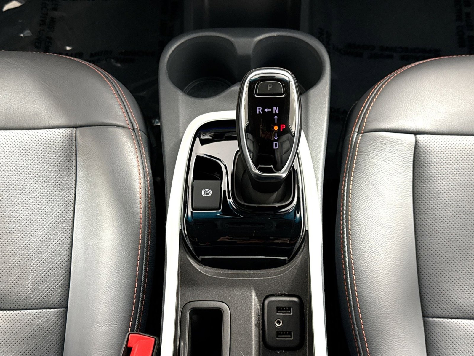 Used 2021 Chevrolet Bolt Premier w/ Infotainment Package FWD image 21