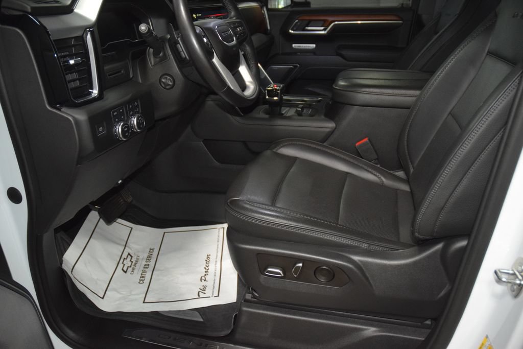 Used 2023 GMC Sierra 1500 Denali AWD/4WD image 42