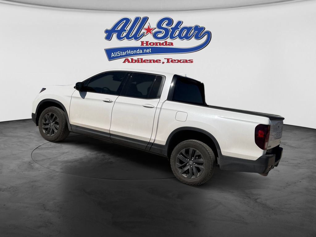 Used 2025 Honda Ridgeline Sport image 7