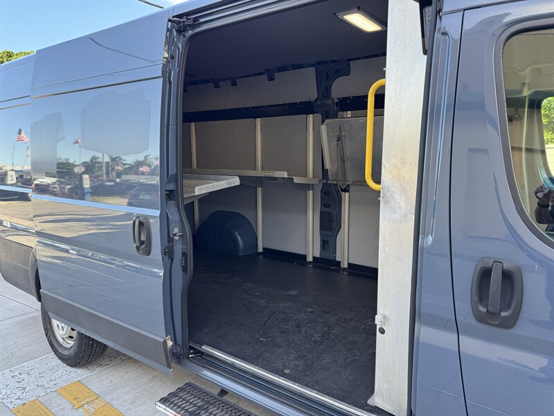 Used 2021 RAM ProMaster 3500 FWD image 13