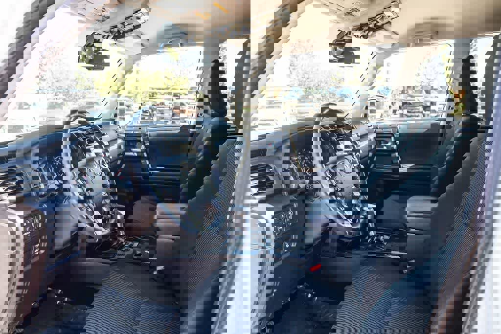 Used 2024 Toyota 4Runner TRD Off-Road image 17