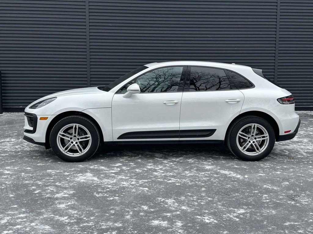 Certified 2026 Porsche Macan image 2