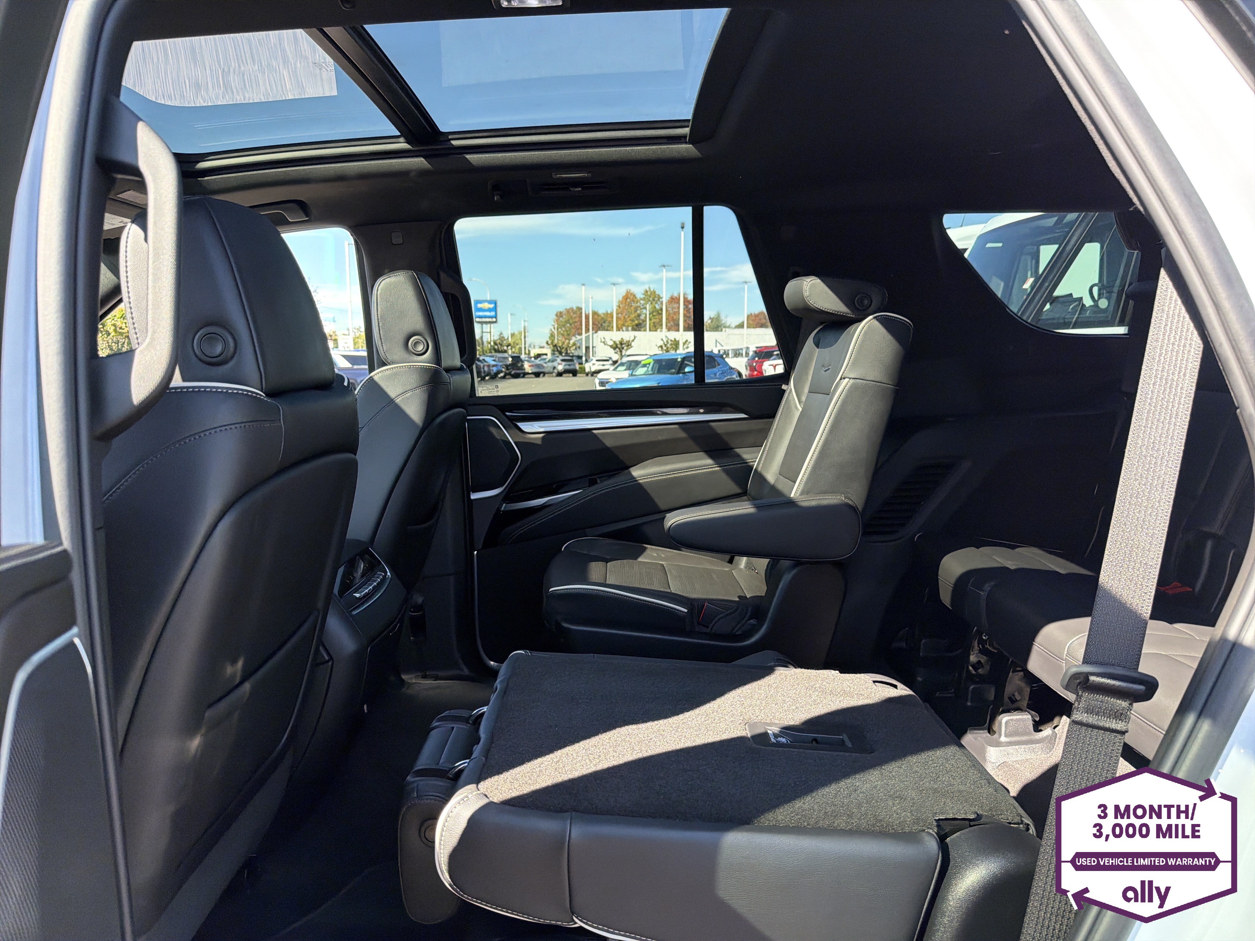 Used 2026 Cadillac Escalade Sport w/ LPO, ONYX Package AWD/4WD image 11