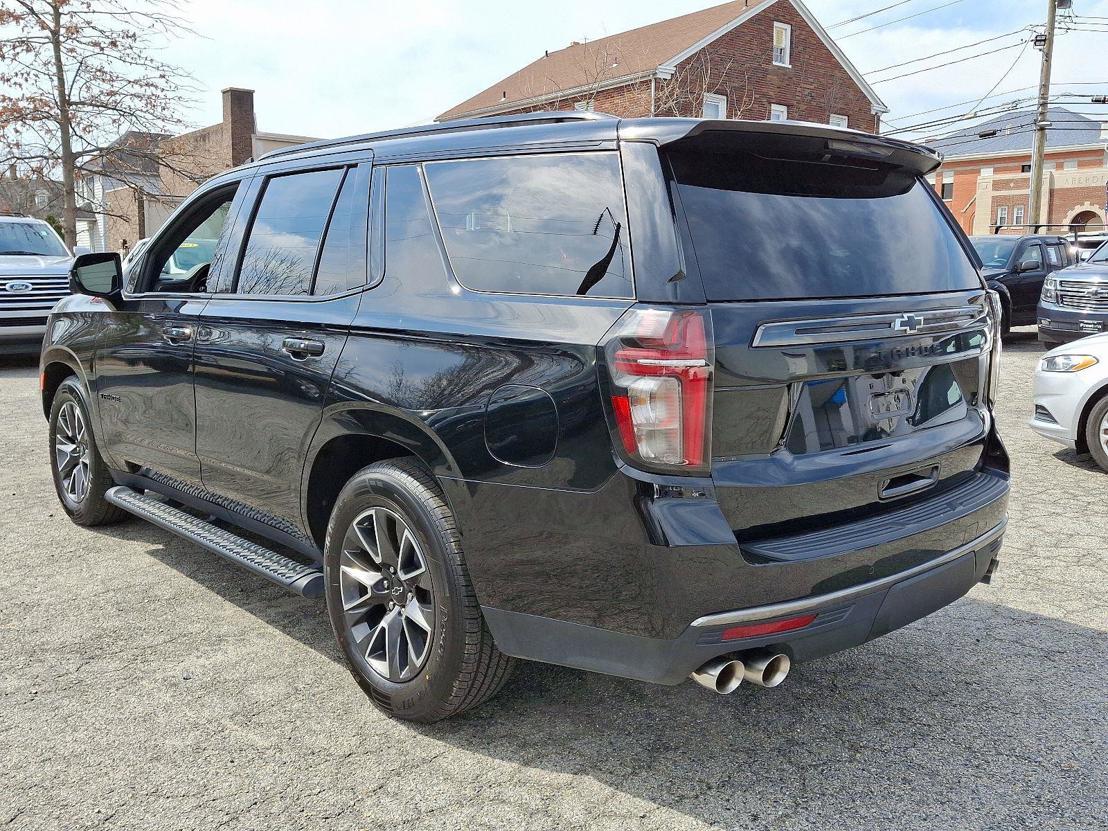 Used 2022 Chevrolet Tahoe Z71 w/ Z71 Off-Road Package image 6