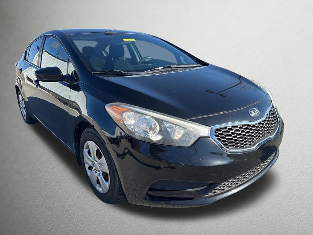 Used 2016 Kia Forte LX image 1
