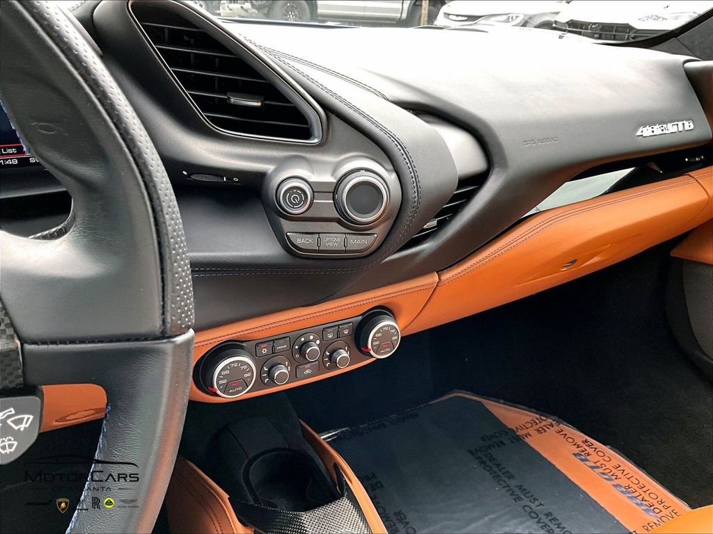 Used 2018 Ferrari 488 GTB image 7