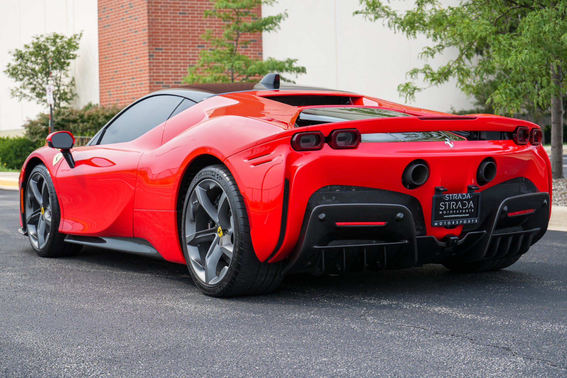 Used 2022 Ferrari SF90 Stradale AWD/4WD image 9