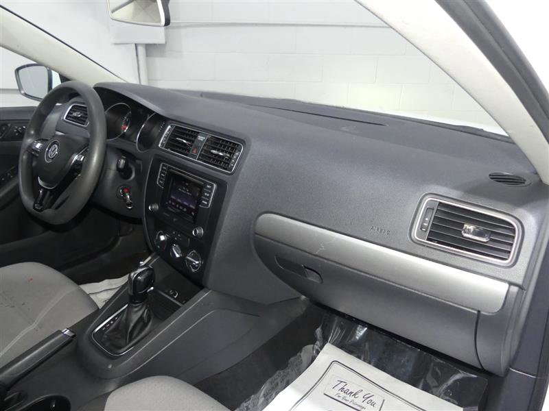 Used 2017 Volkswagen Jetta S image 22