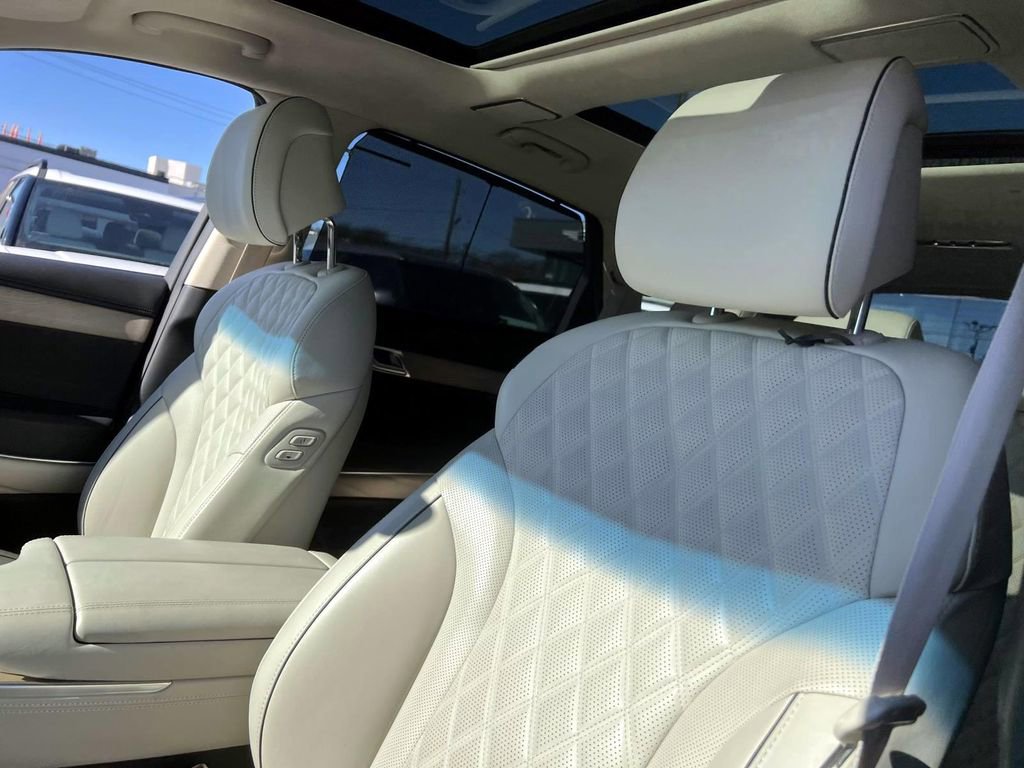 Certified 2023 Genesis GV80 3.5T image 9