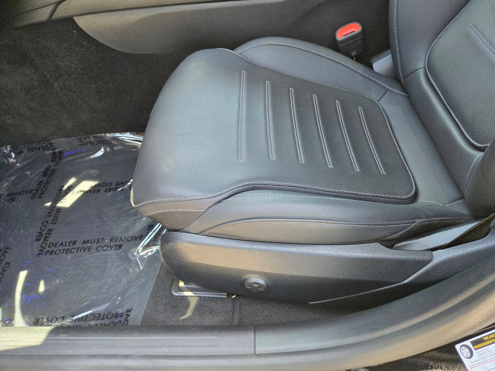 Used 2024 Mercedes-Benz C 300 4MATIC Sedan image 10