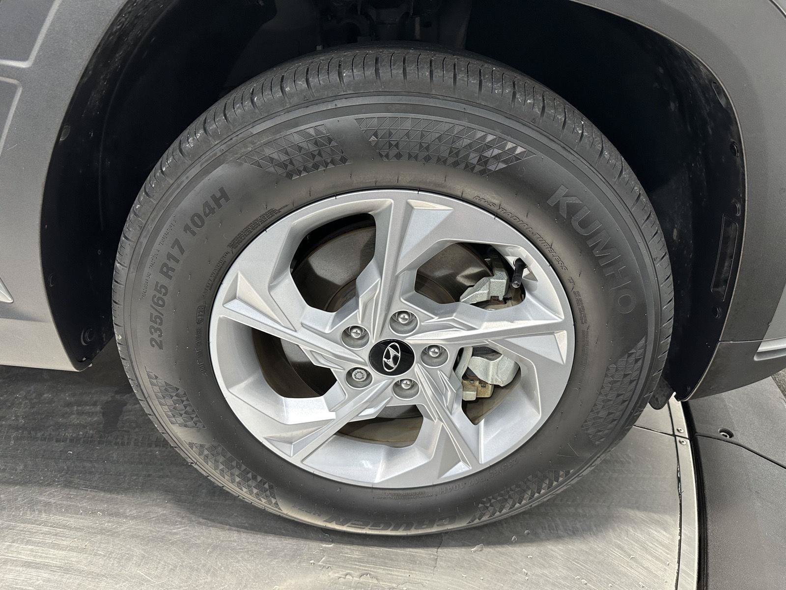 Certified 2024 Hyundai Tucson SEL AWD/4WD image 12