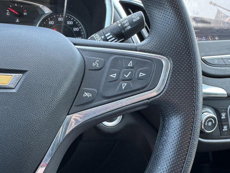Used 2022 Chevrolet Equinox LT FWD image 17