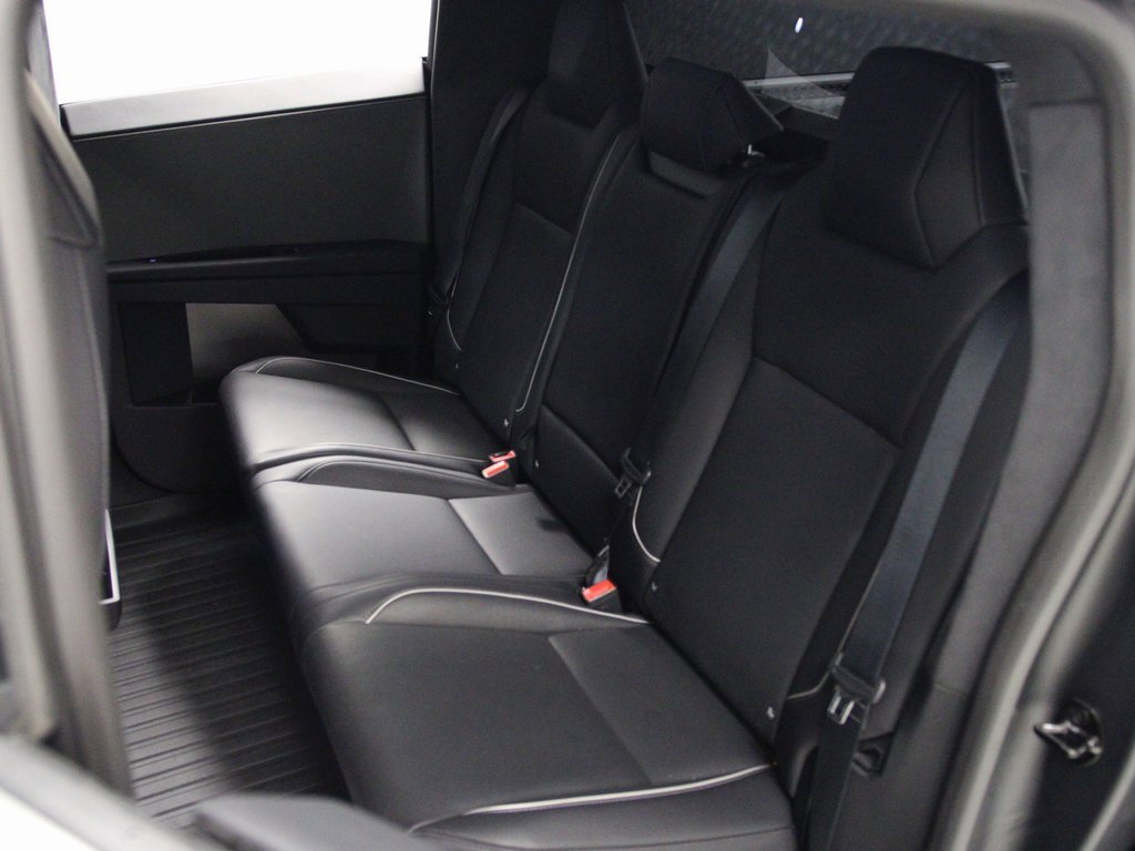 Used 2024 Tesla Cybertruck AWD Crew Cab image 19