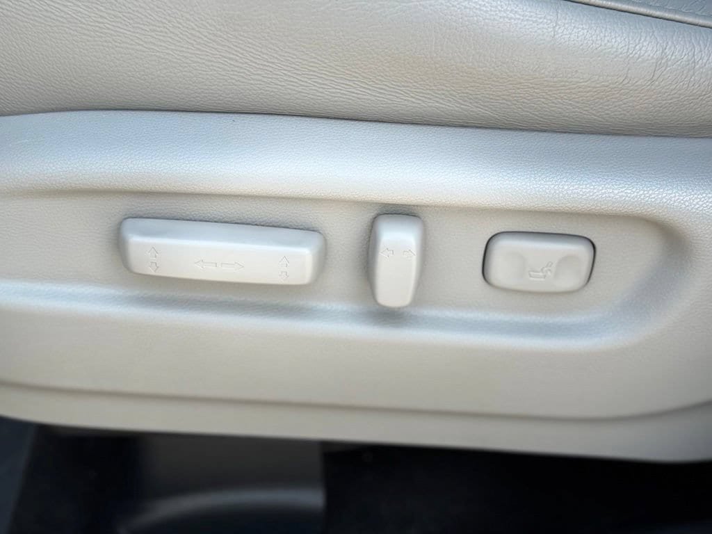 Used 2018 Honda Pilot Touring image 22