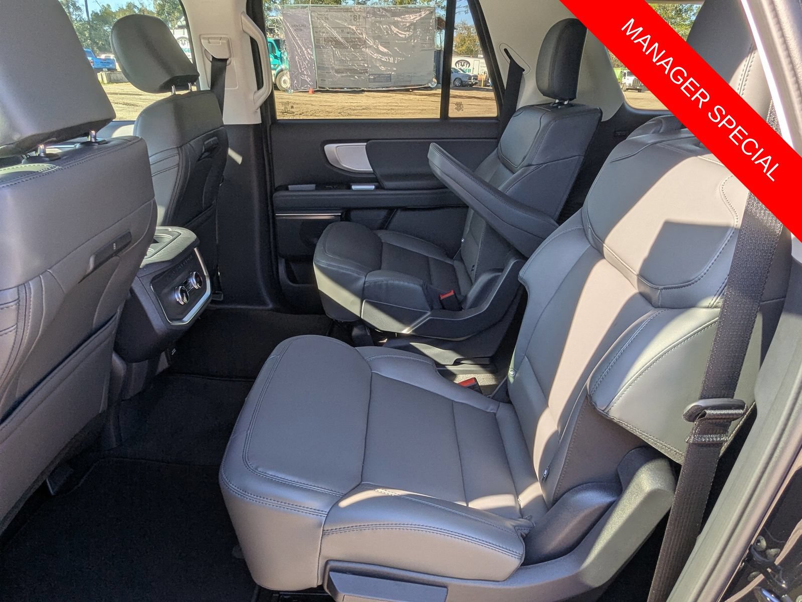 New 2026 Ford Expedition Max Active AWD/4WD image 14