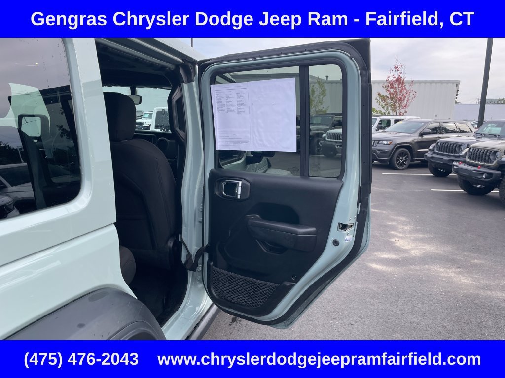 Certified 2023 Jeep Wrangler Unlimited w/ Sun & Screen Package AWD/4WD image 26