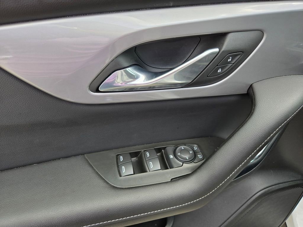 Used 2025 Chevrolet Blazer LT image 13