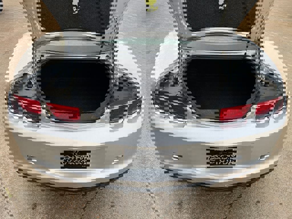 Used 2010 Chevrolet Camaro SS w/ RS Package image 17