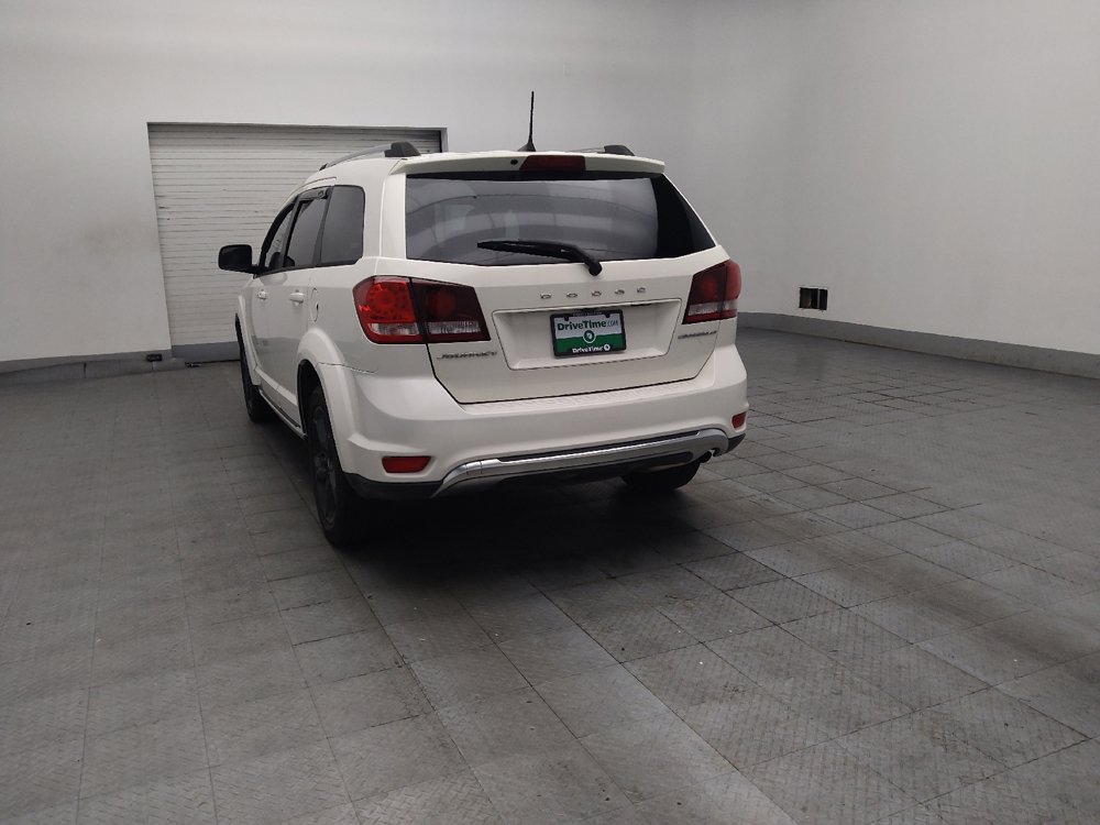 Used 2019 Dodge Journey Crossroad FWD image 5
