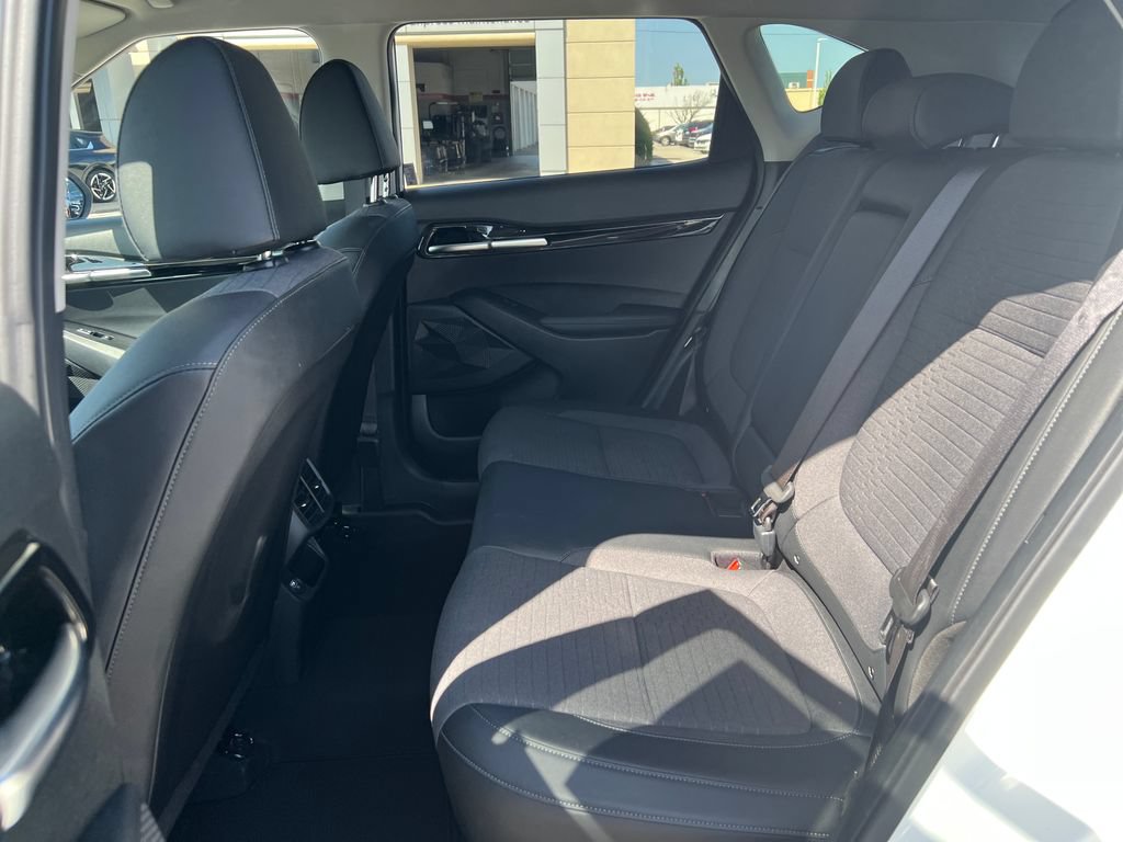 Used 2023 Kia Seltos S FWD image 14