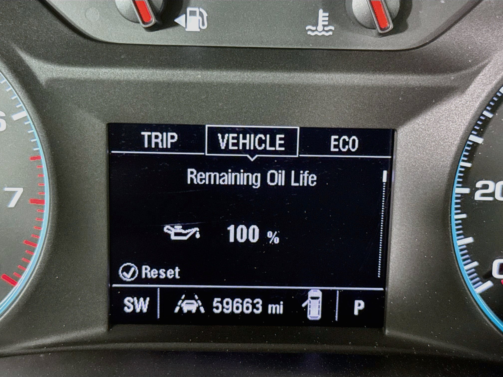 Used 2024 Chevrolet Traverse LS w/ Midnight/Sport Edition FWD image 14