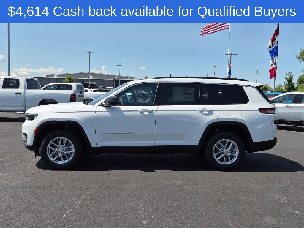 New 2026 Jeep Grand Cherokee L Laredo w/ Trailer Tow Package AWD/4WD image 6