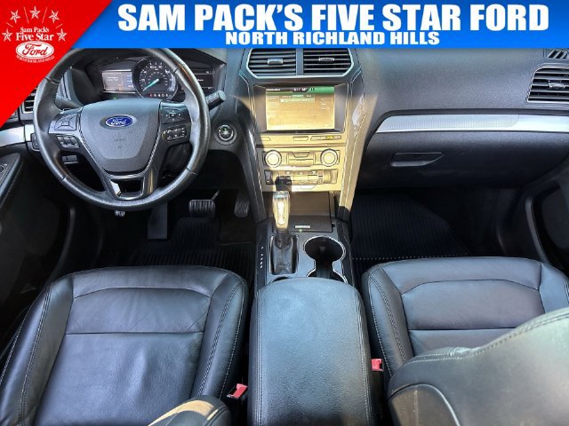Used 2016 Ford Explorer XLT w/ Equipment Group 202A FWD image 12