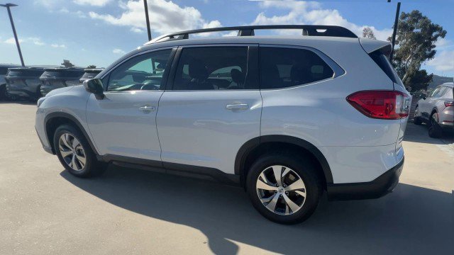 Used 2024 Subaru Ascent Premium w/ Convenience Package image 6