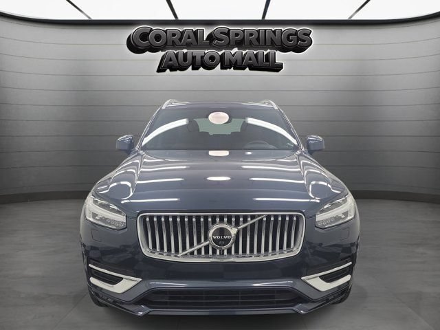 Used 2023 Volvo XC90 B5 Plus w/ Protection Package AWD/4WD image 2