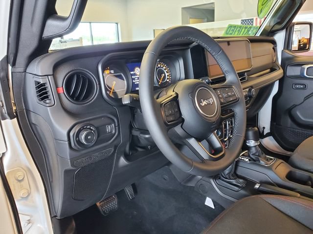 Certified 2026 Jeep Wrangler Unlimited Rubicon AWD/4WD image 7
