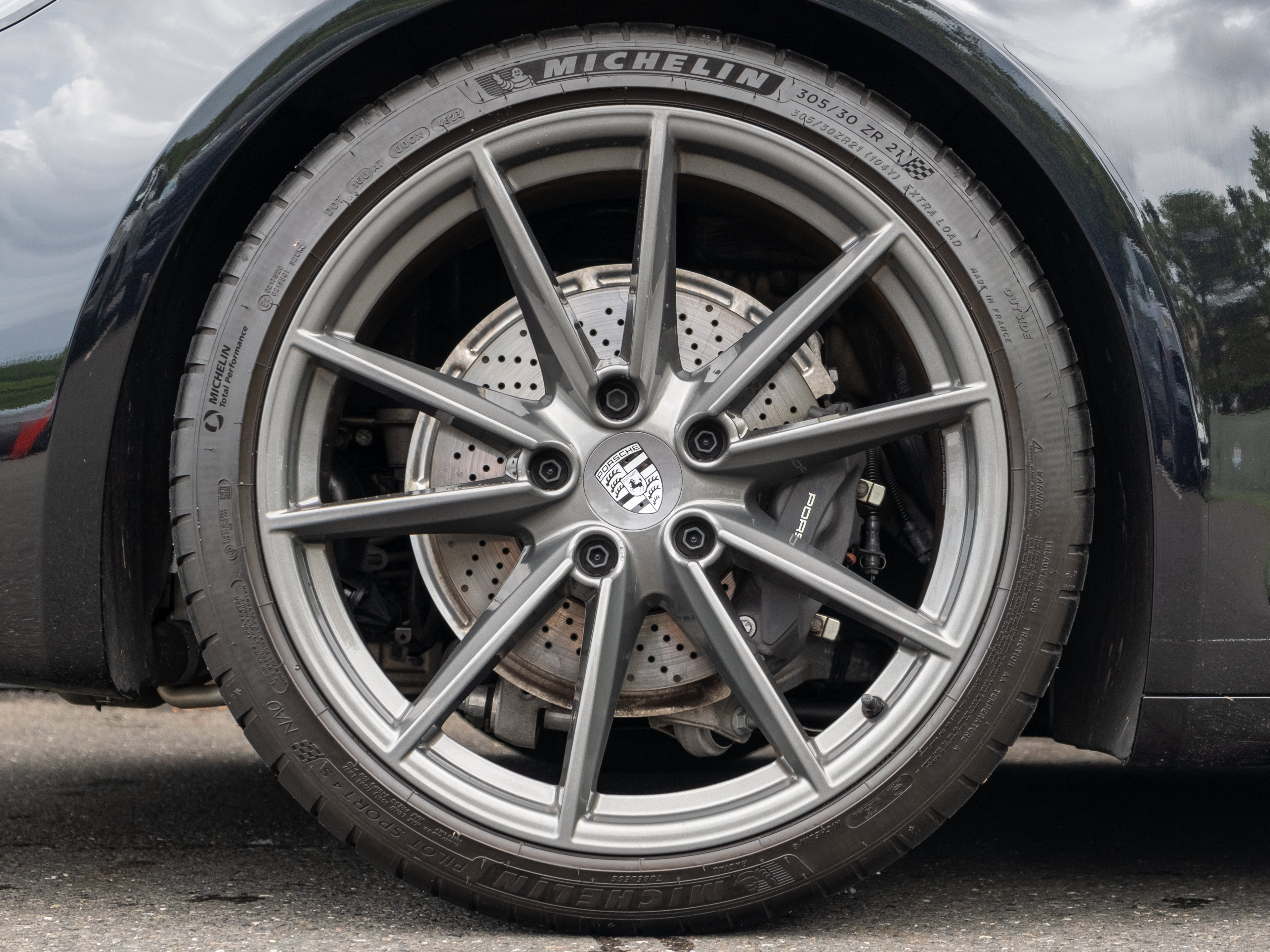 Certified 2024 Porsche 911 Carrera T RWD image 14