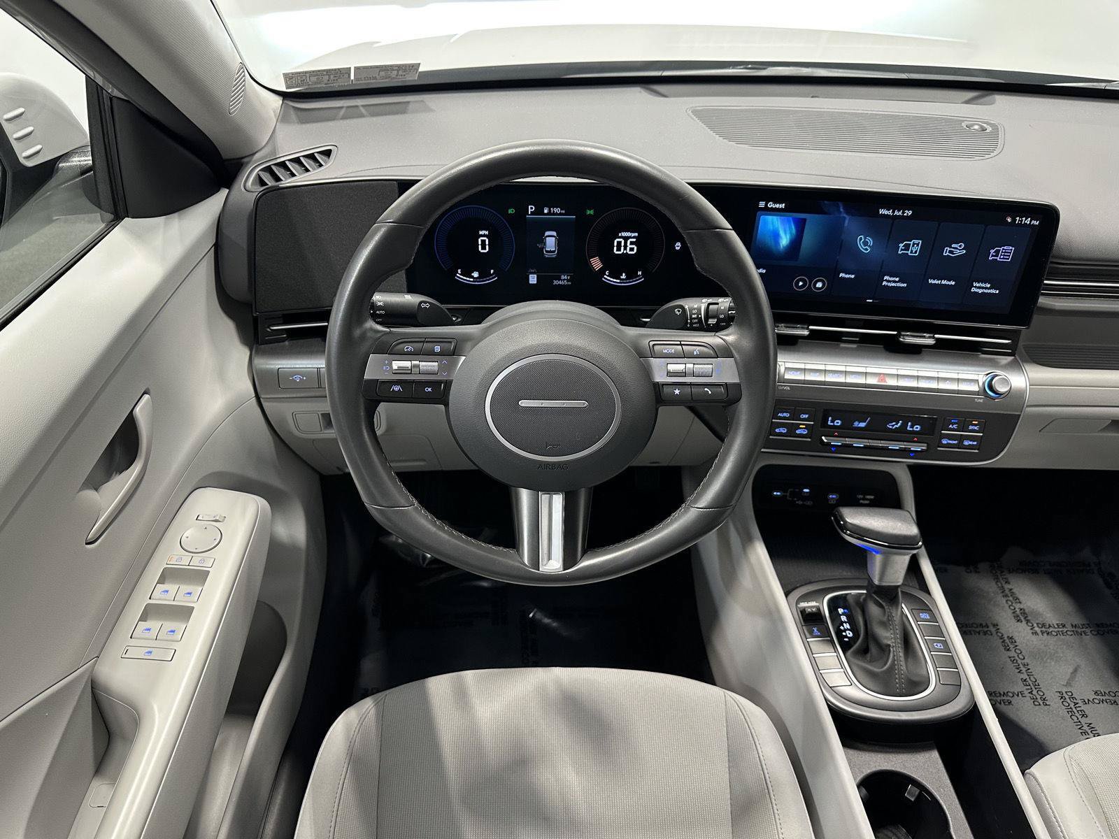 Certified 2024 Hyundai Kona SEL AWD/4WD image 20