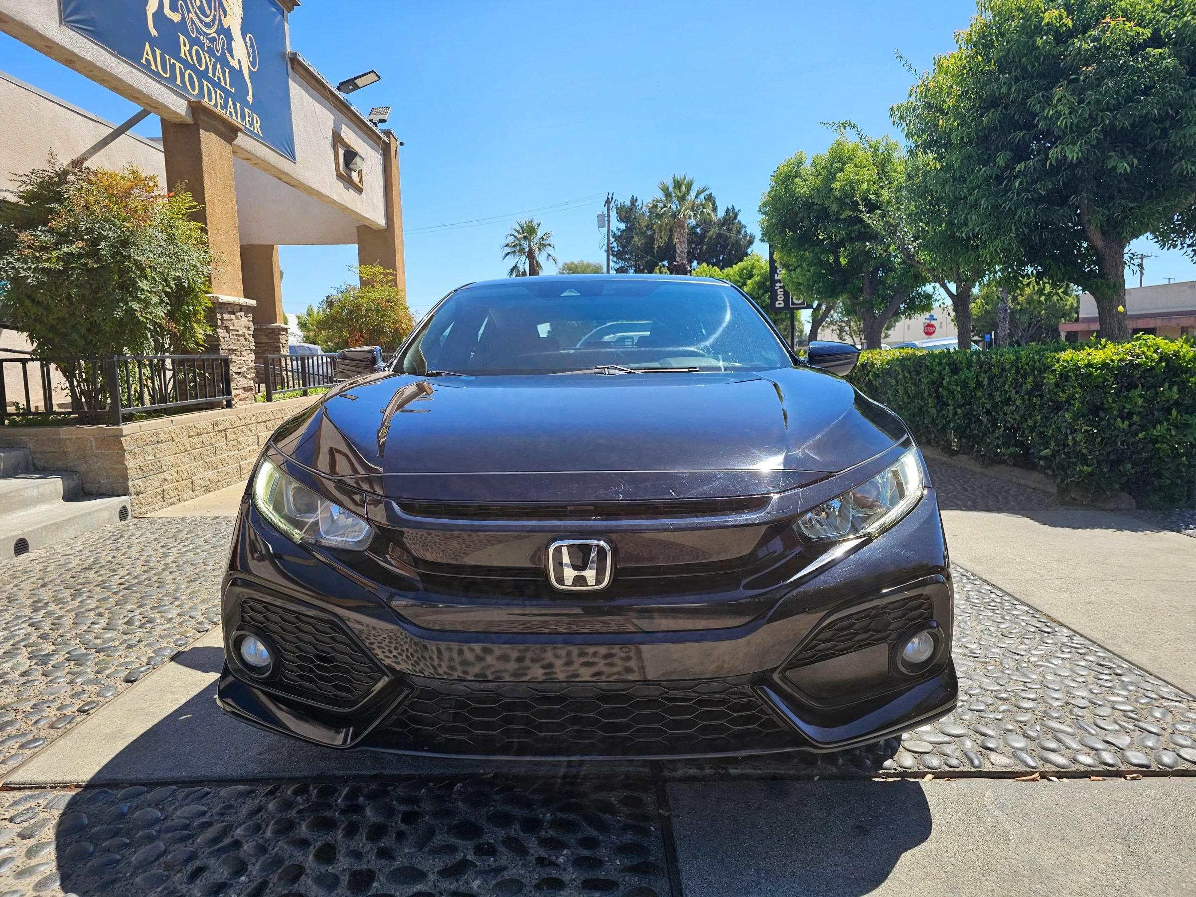 Used 2019 Honda Civic EX image 2