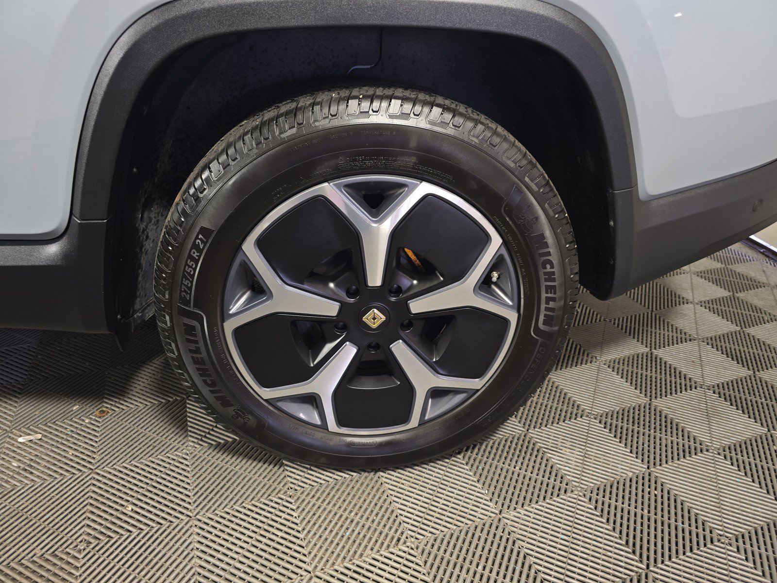 Used 2022 Rivian R1T Adventure AWD/4WD image 10