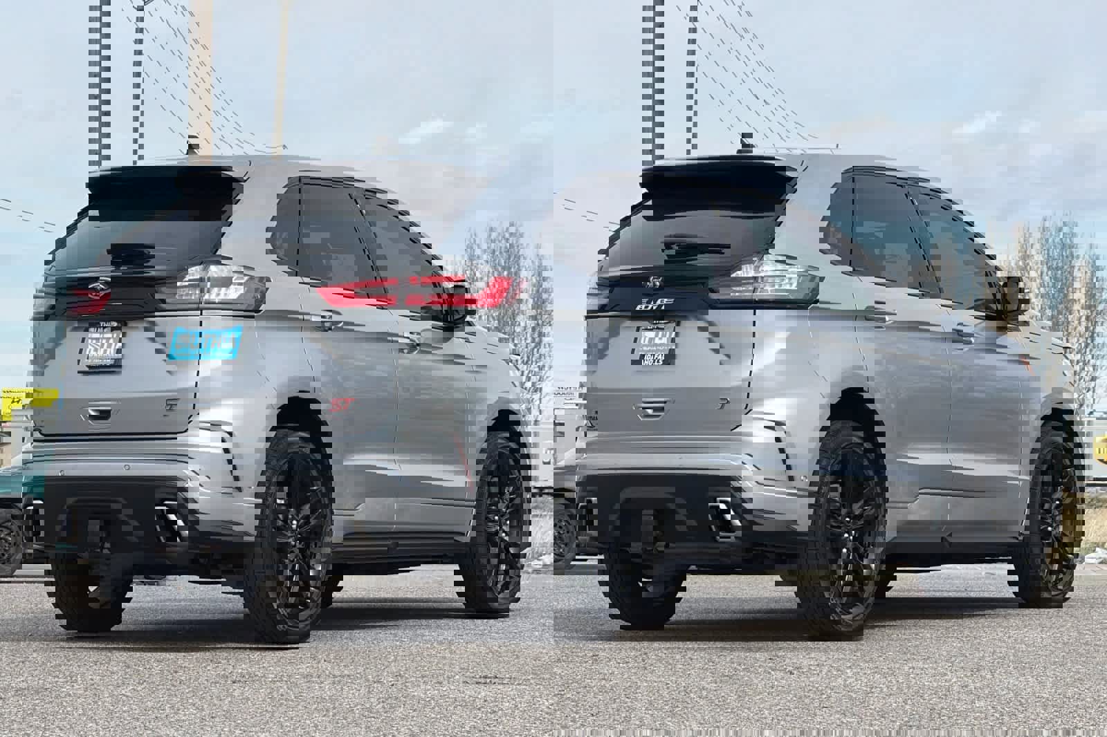 Used 2022 Ford Edge ST w/ Equipment Group 401A image 2