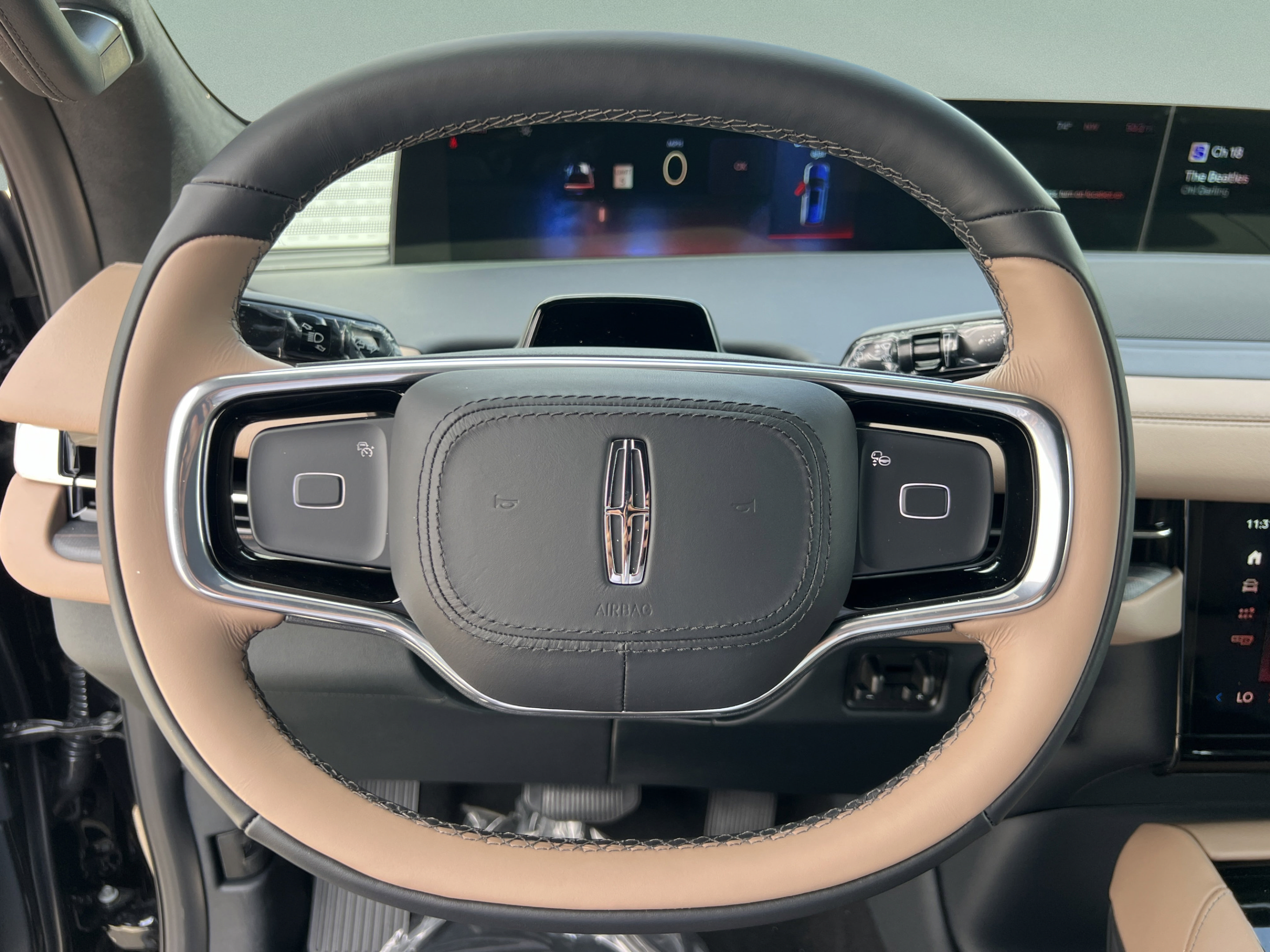 New 2026 Lincoln Navigator Black Label AWD/4WD image 10