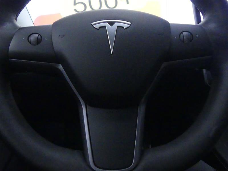 Used 2021 Tesla Model 3 Long Range image 16