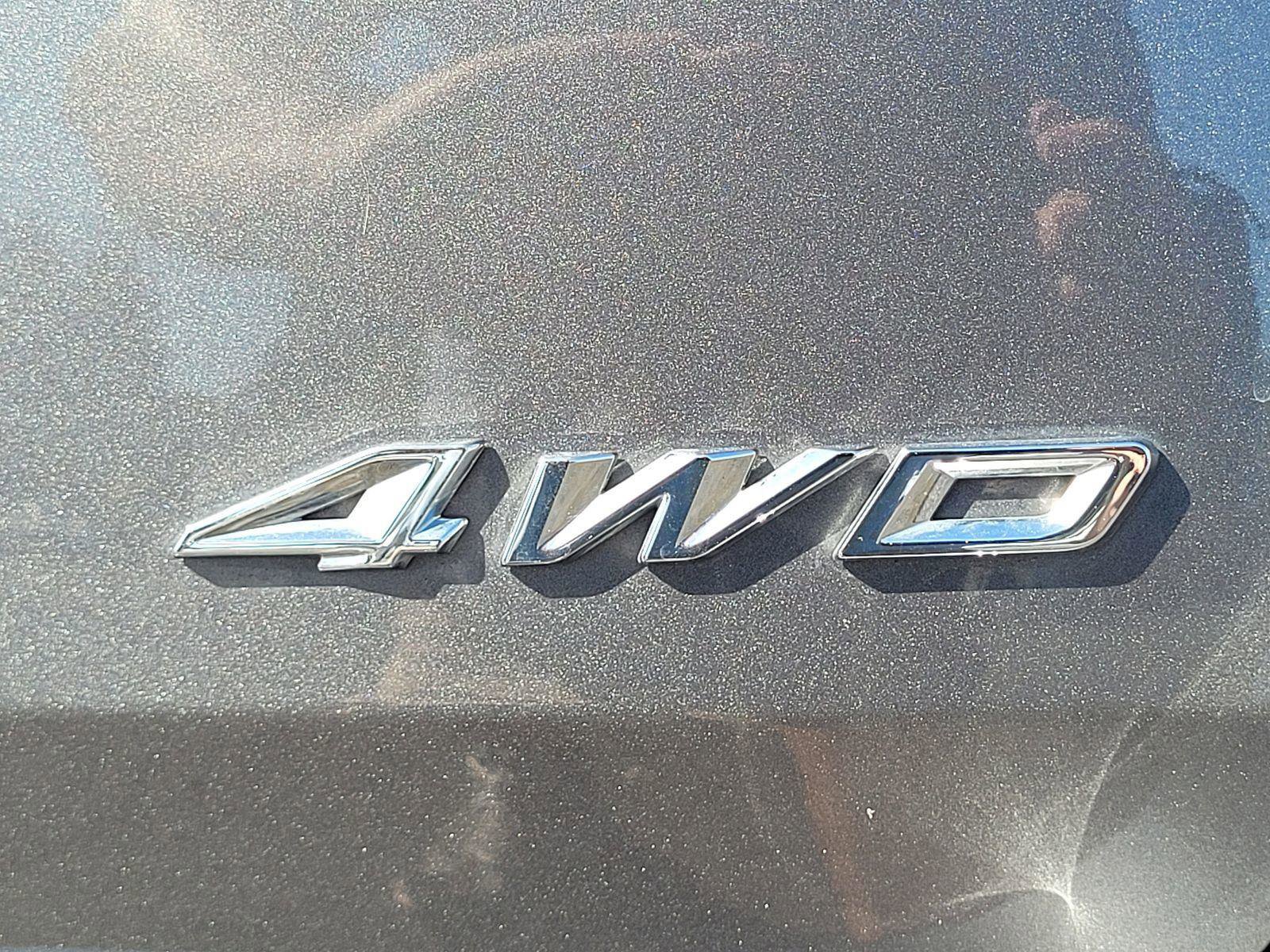 Used 2023 Ford Explorer Limited w/ Equipment Group 301A image 12