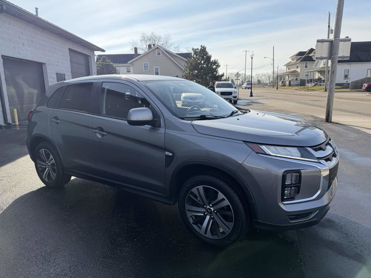 Used 2021 Mitsubishi Outlander Sport ES image 6