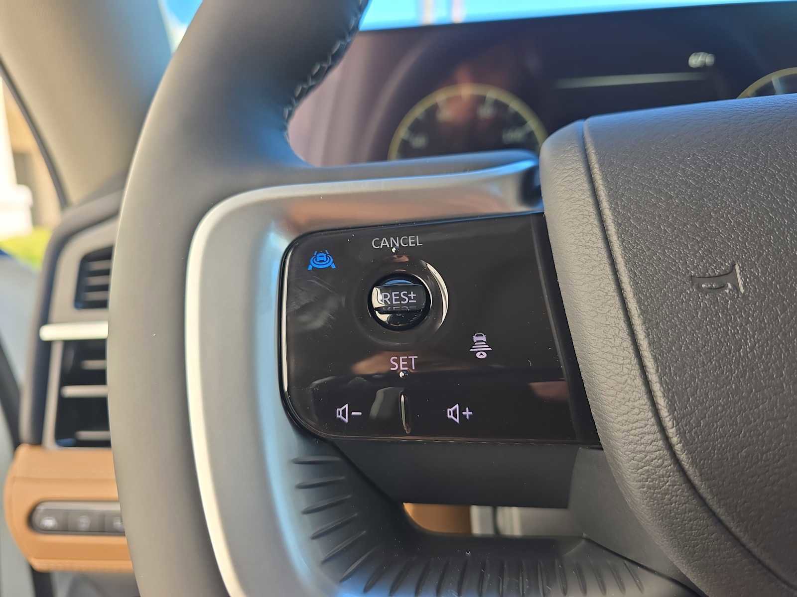 New 2026 INFINITI QX80 Luxe w/ Cargo Package image 23