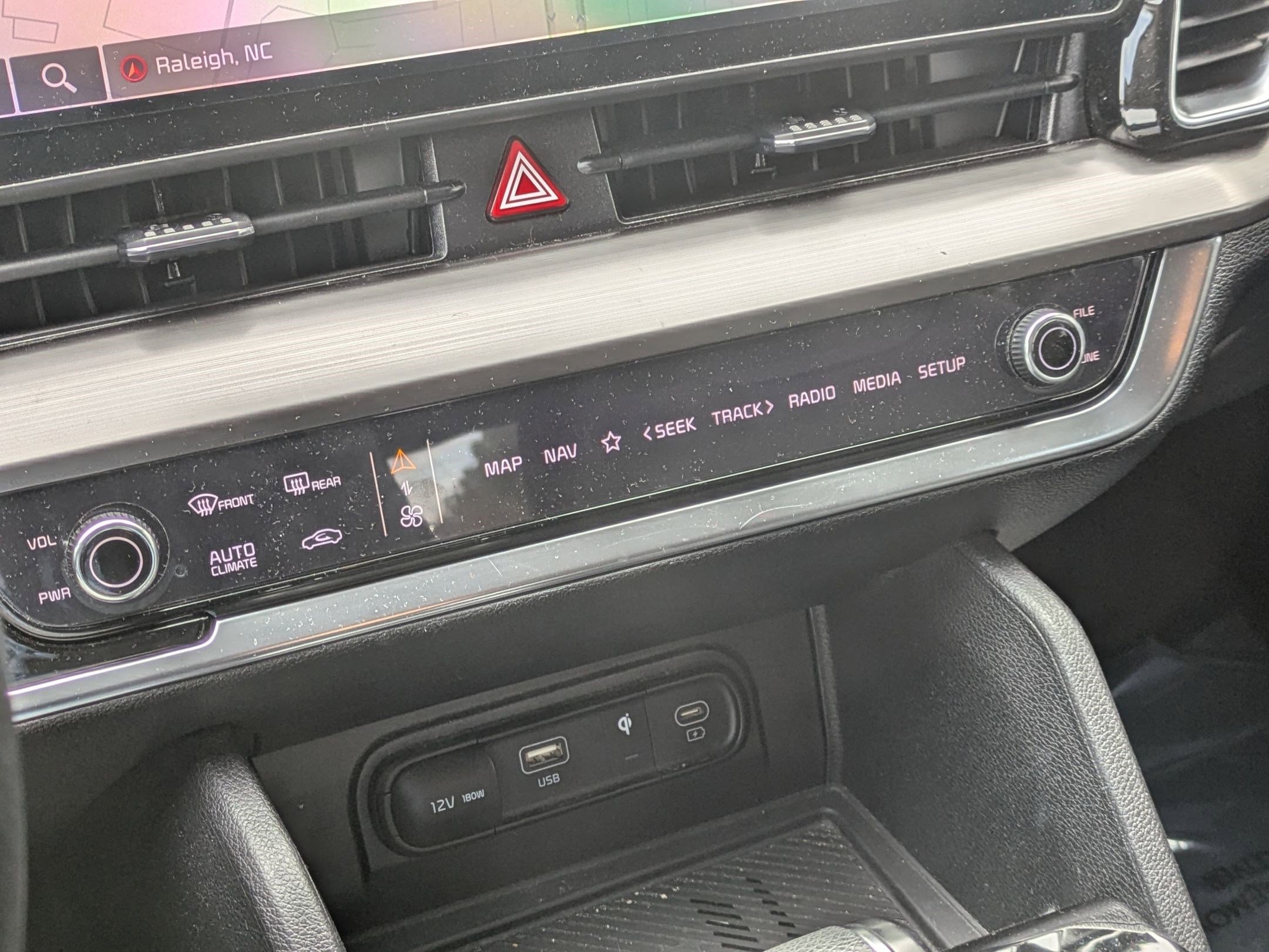 Used 2023 Kia Sportage EX image 15