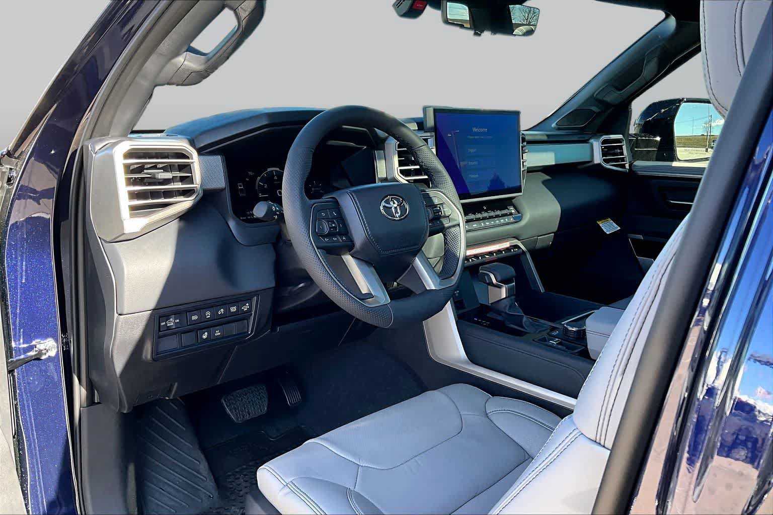 New 2026 Toyota Tundra Limited AWD/4WD image 8
