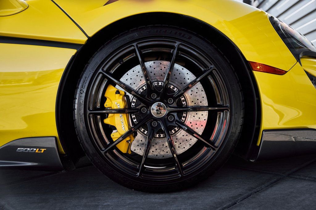 Used 2019 McLaren 600LT image 23