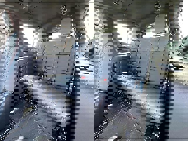 New 2026 Chevrolet Suburban RST image 26