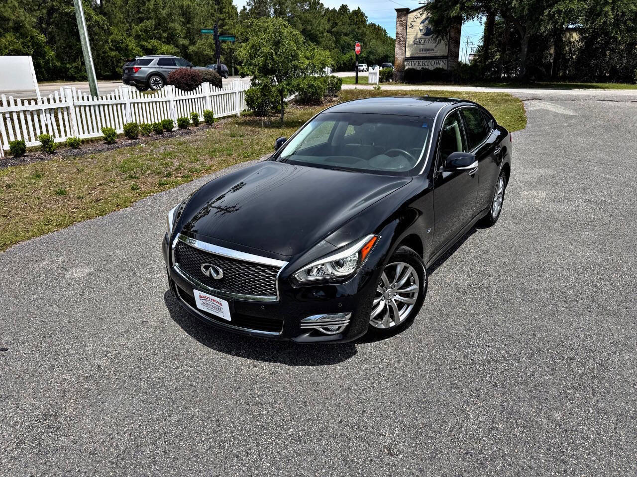 Used 2015 INFINITI Q70 3.7 AWD/4WD image 27