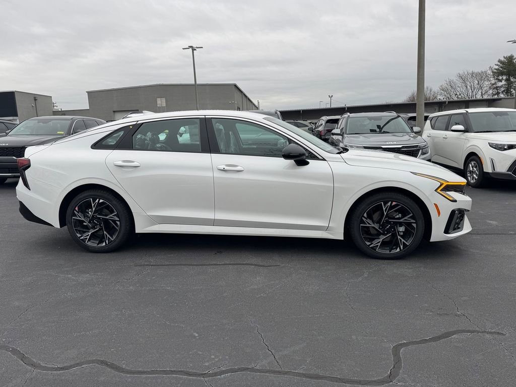 New 2026 Kia K5 GT-Line image 2